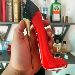 Carolina Herrera Very Good Girl Eau De Parfum - Radhe Perfumes
