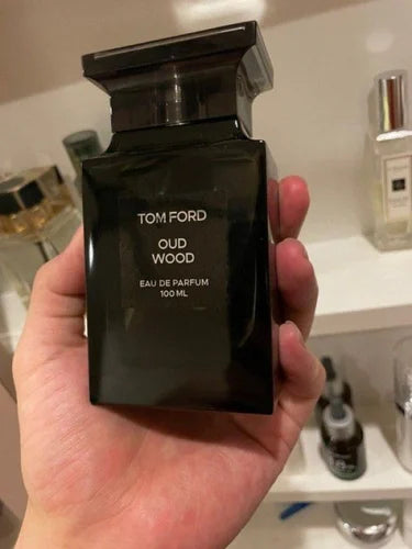 Tom Ford Oud Wood Eau de Parfum – 100ml - Radhe Perfumes