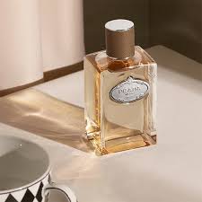 Prada Les Infusions de Vanille Eau de Parfum – 100ml (Unisex) - Radhe Perfumes